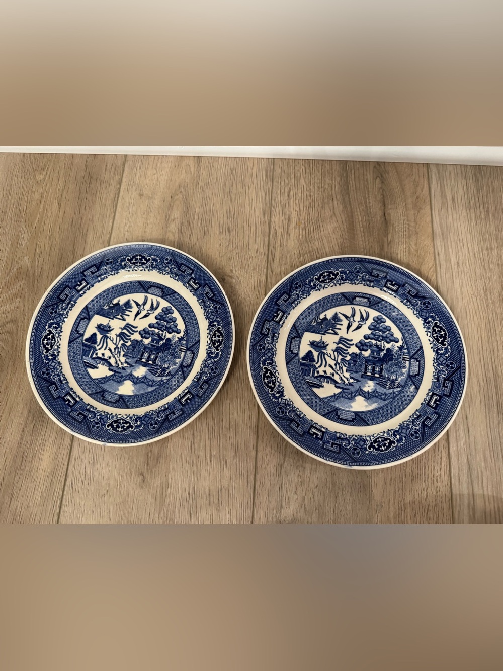 Homer Laughlin Blue Willow Dinner Plates 9” Set of 2 Vintage D44 N 6 Made in USA